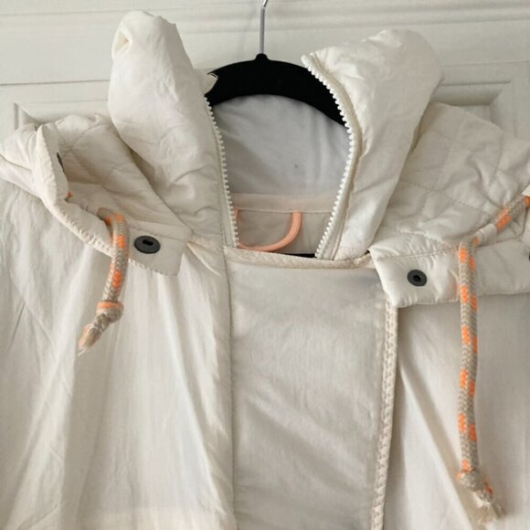 NWT Free People Cares Round And Round Puffer Jacket Ivory Brushed Sail Sz S - Picture 4 of 7